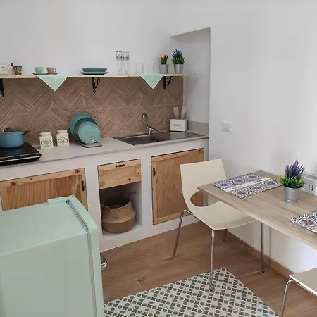 招待所 Il Vicolo 3*