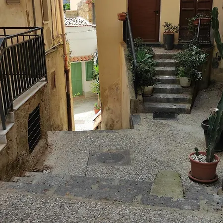 招待所 Il Vicolo 阿格里真托